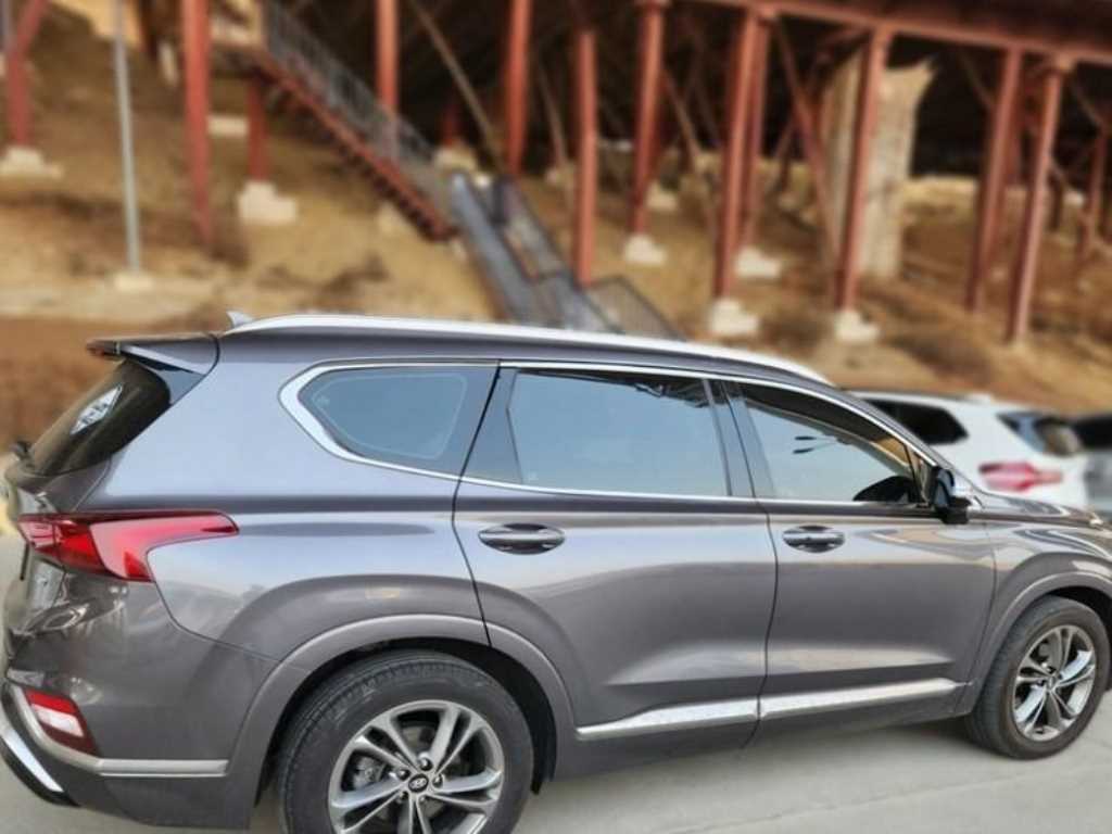 HYUNDAI Santa Fe - Vista 4