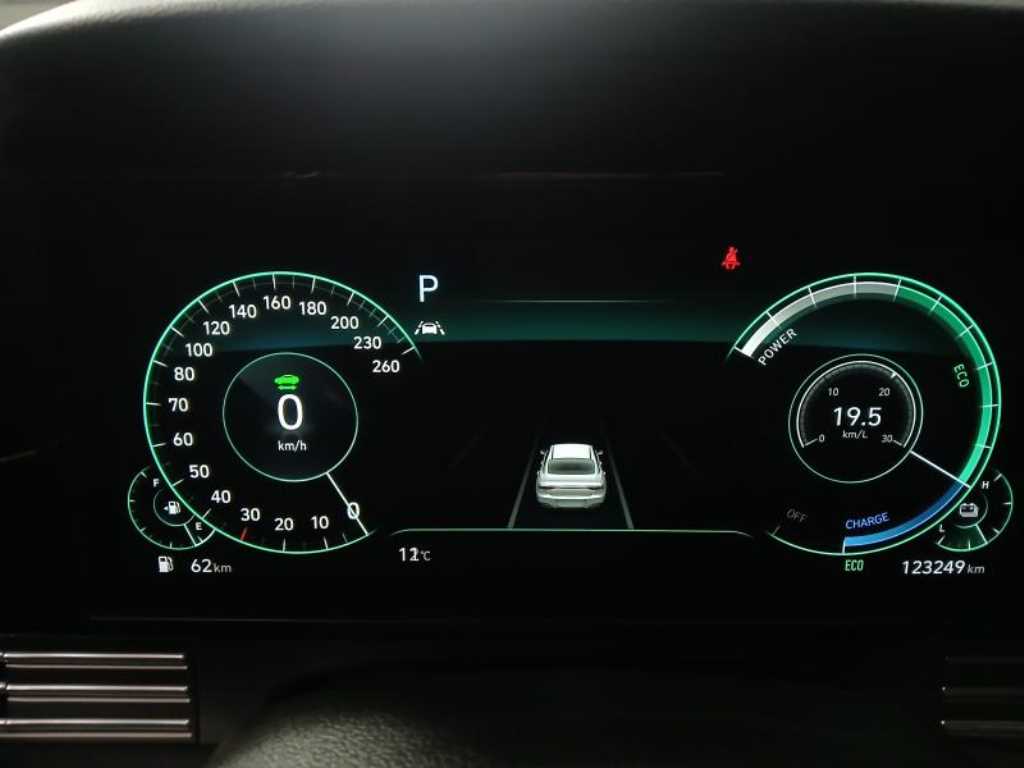 HYUNDAI Grandeur - Vista 9