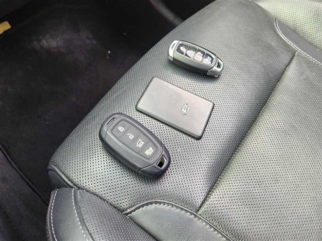 HYUNDAI Grandeur - Vista 5