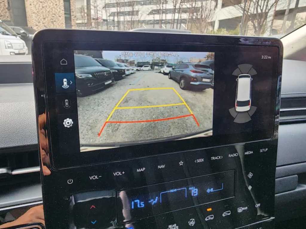 HYUNDAI Staria - Vista 10