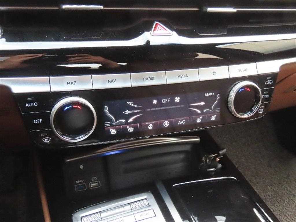 Genesis G80 - Vista 7