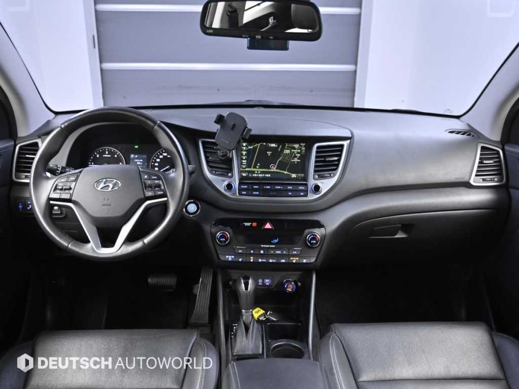 HYUNDAI Tucson - Vista 7