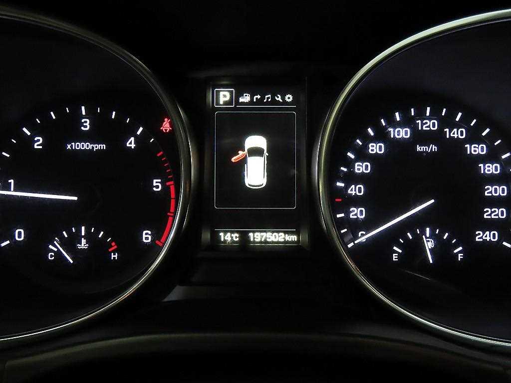 HYUNDAI Santa Fe - Vista 9