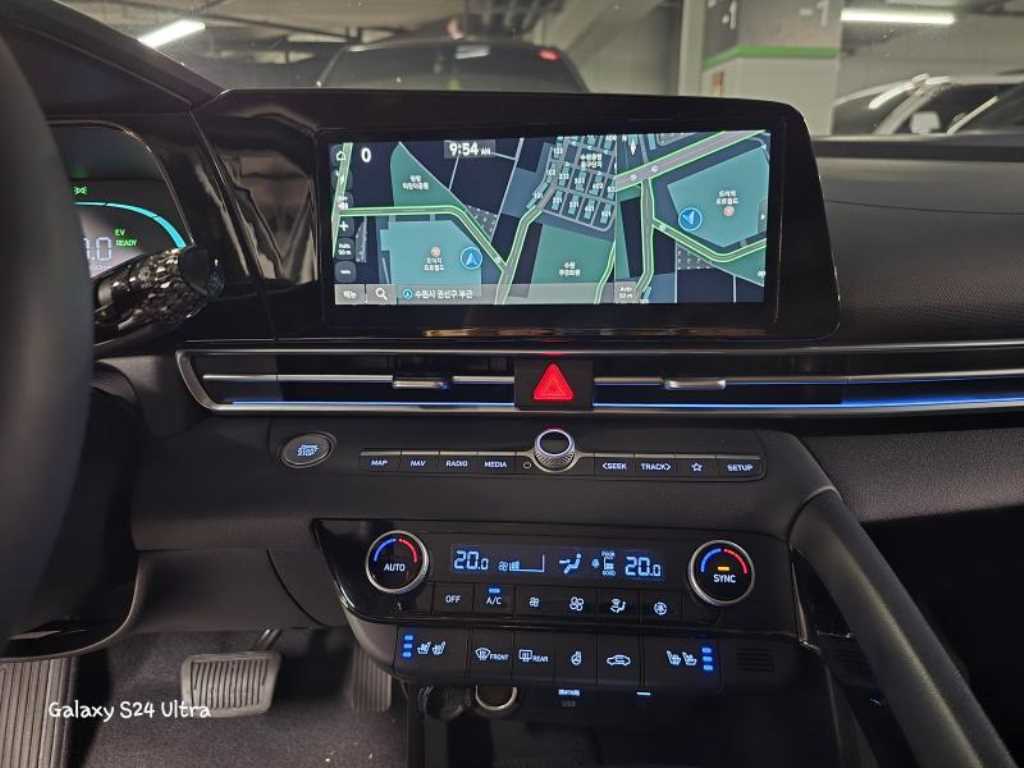 HYUNDAI Avante - Vista 5