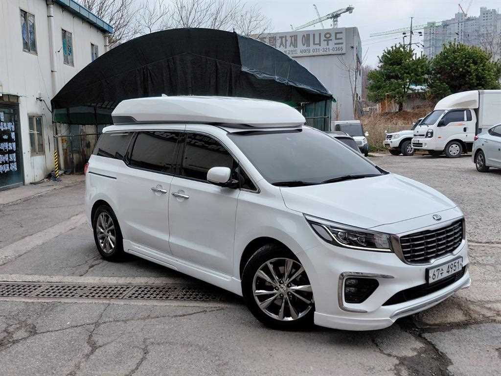 KIA Carnival 2019 Blanco - Importación desde Corea - HF Imports Iquique - Foto 1