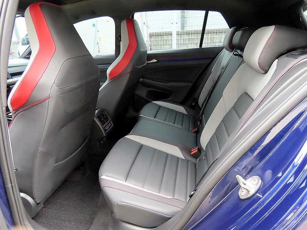 Volkswagen Golf - Vista 6