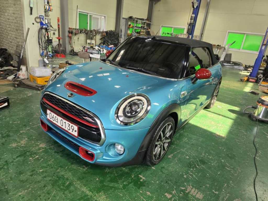 Mini Cooper Convertible - Vista 4