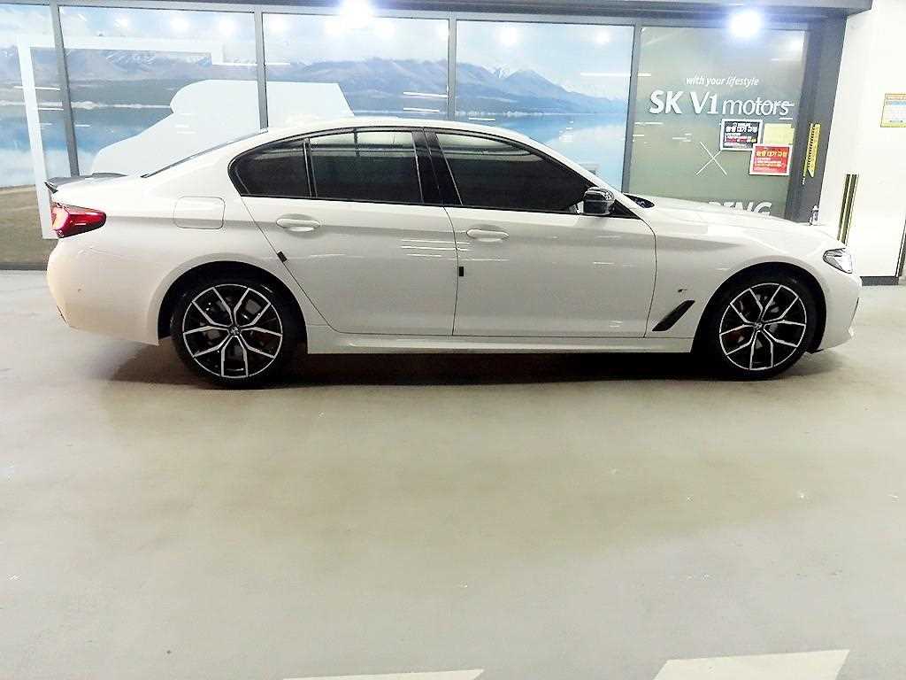BMW 5 Series - Vista 4