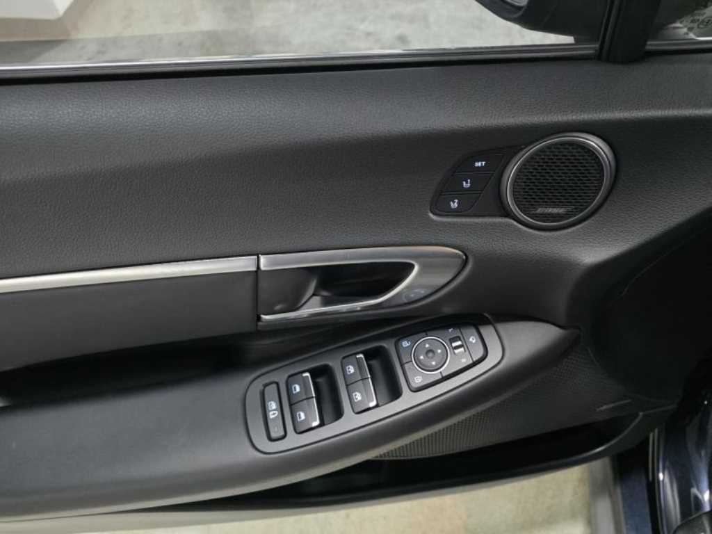 HYUNDAI Sonata - Vista 5