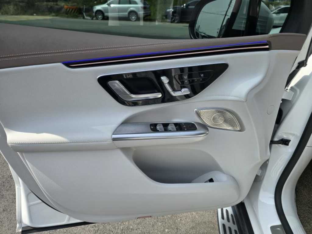 Mercedes Benz EQE 2024 Blanco - Importación desde Corea - HF Imports Iquique - Foto 15