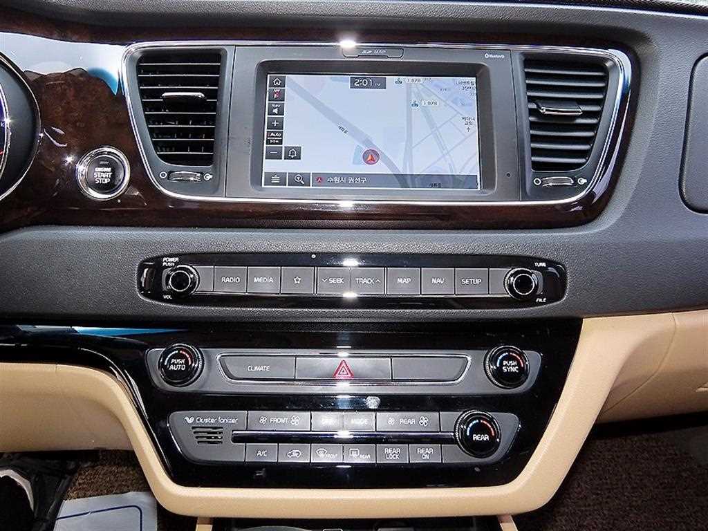 KIA Carnival 2020 Blanco - Importación desde Corea - HF Imports Iquique - Foto 14