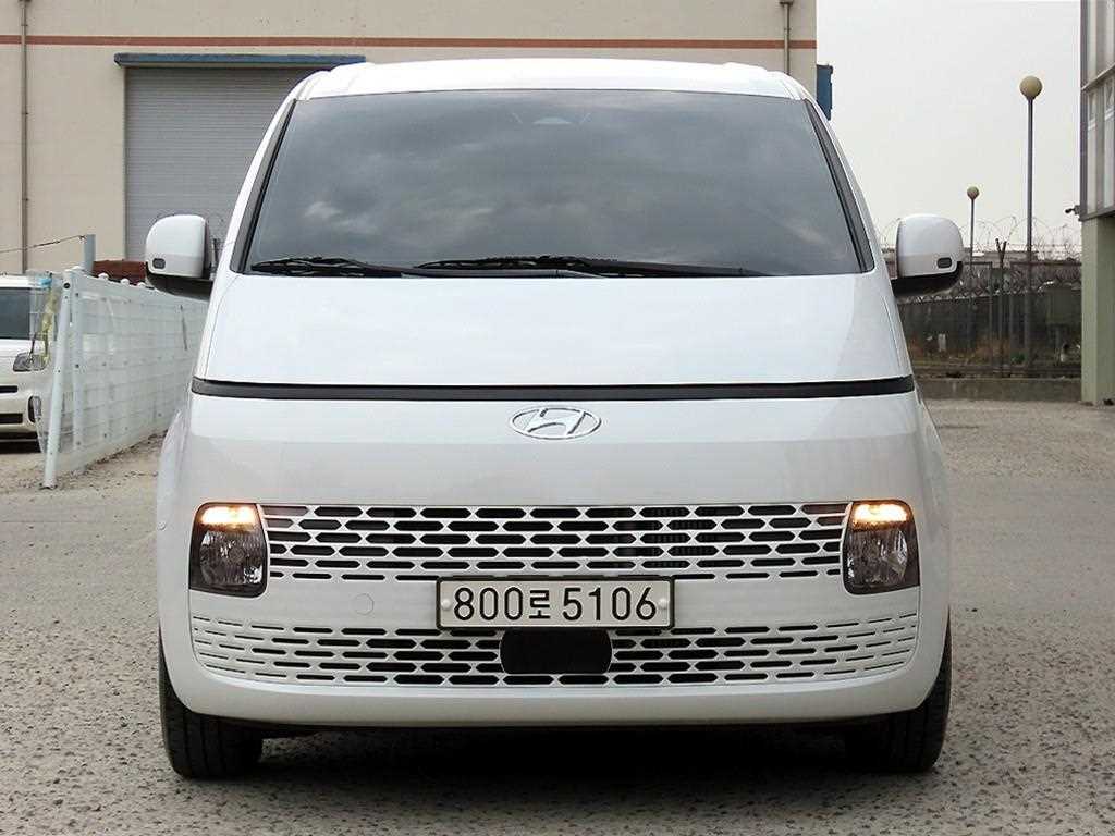 HYUNDAI Staria 2024 Blanco - Importación desde Corea - HF Imports Iquique - Foto 1