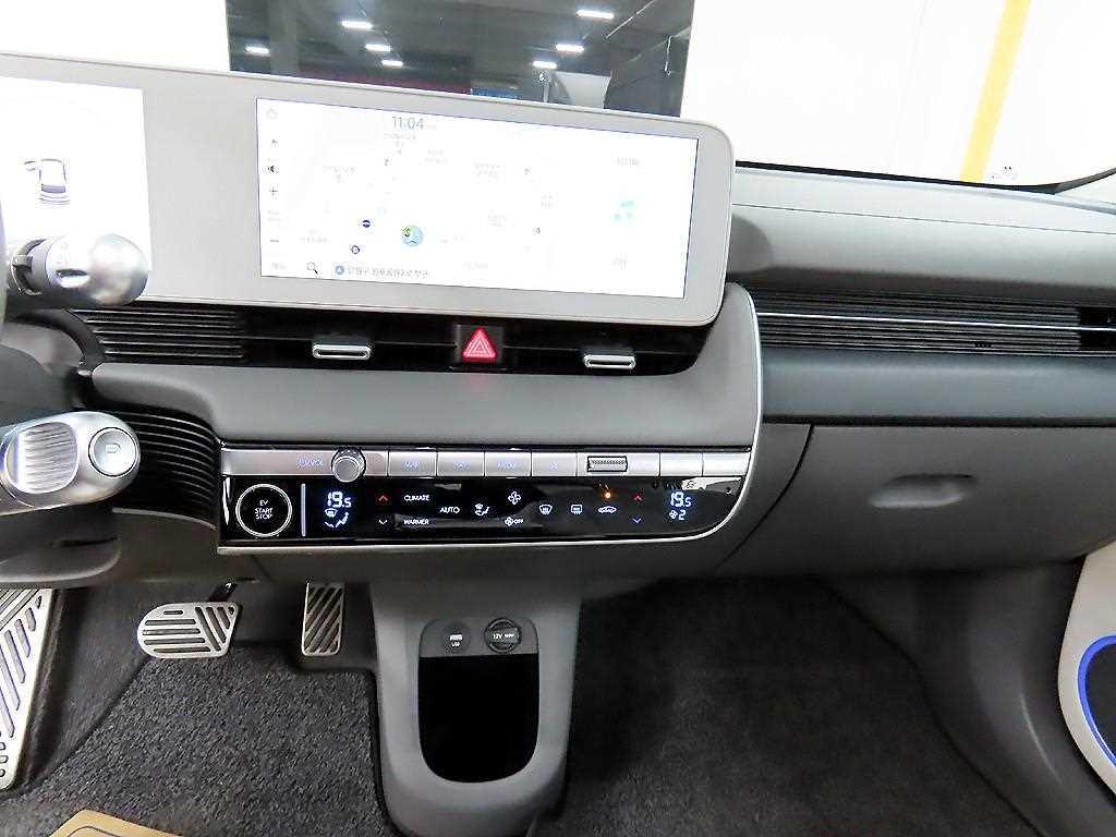 HYUNDAI Ioniq 5 - Vista 12