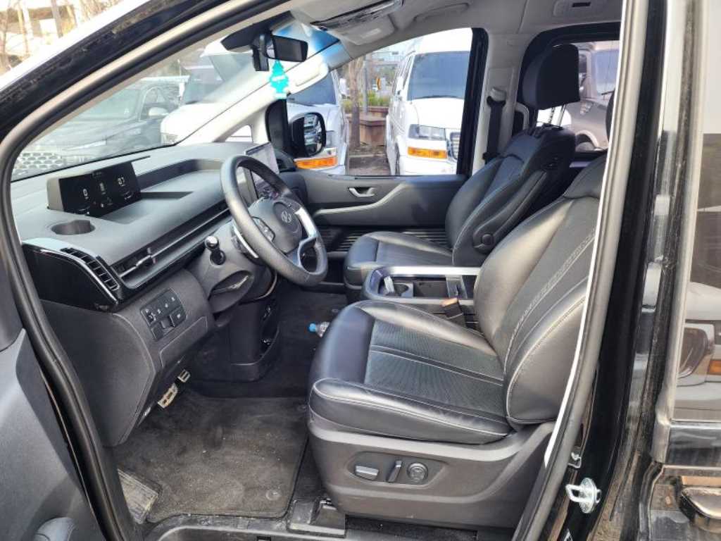 HYUNDAI Staria 2022 Negro - Importación desde Corea - HF Imports Iquique - Foto 13