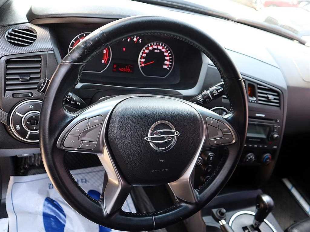 Ssangyong Korando - Vista 8