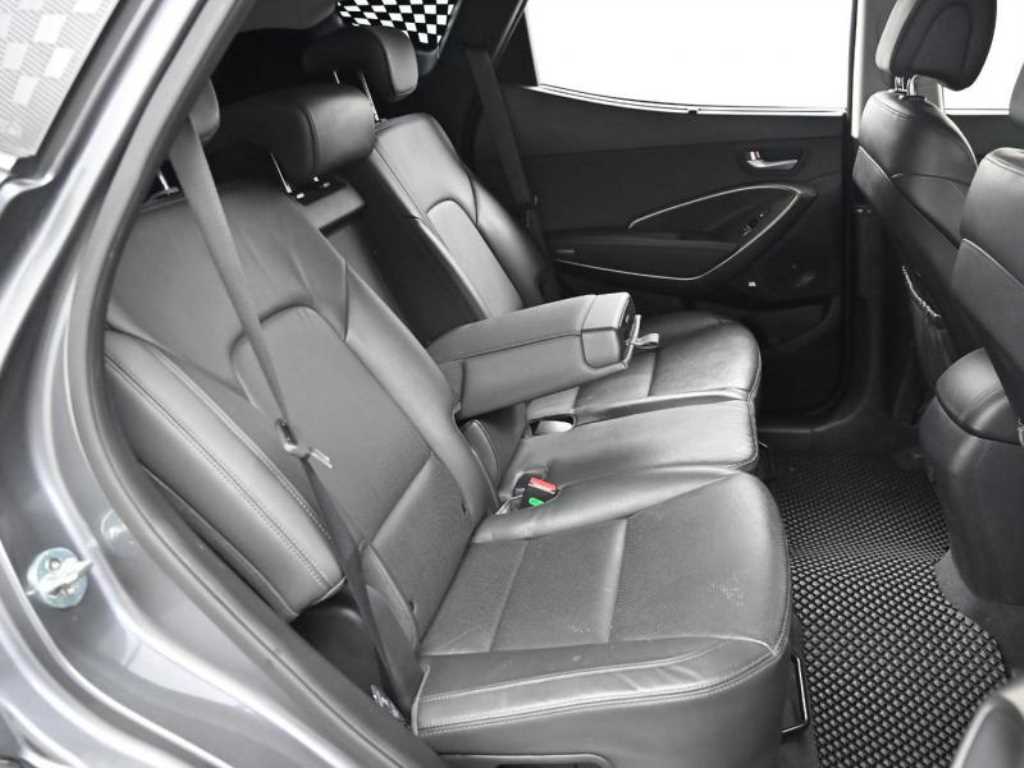 HYUNDAI Santa Fe - Vista 12