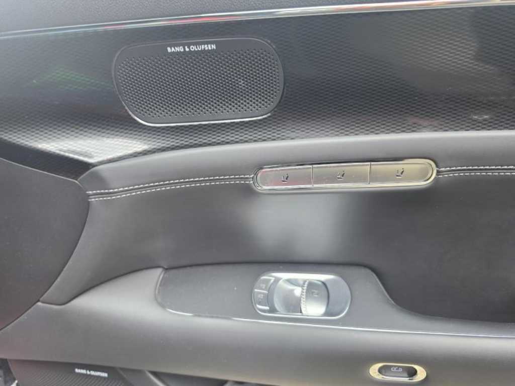 Genesis G90 2022 Negro - Importación desde Corea - HF Imports Iquique - Foto 15