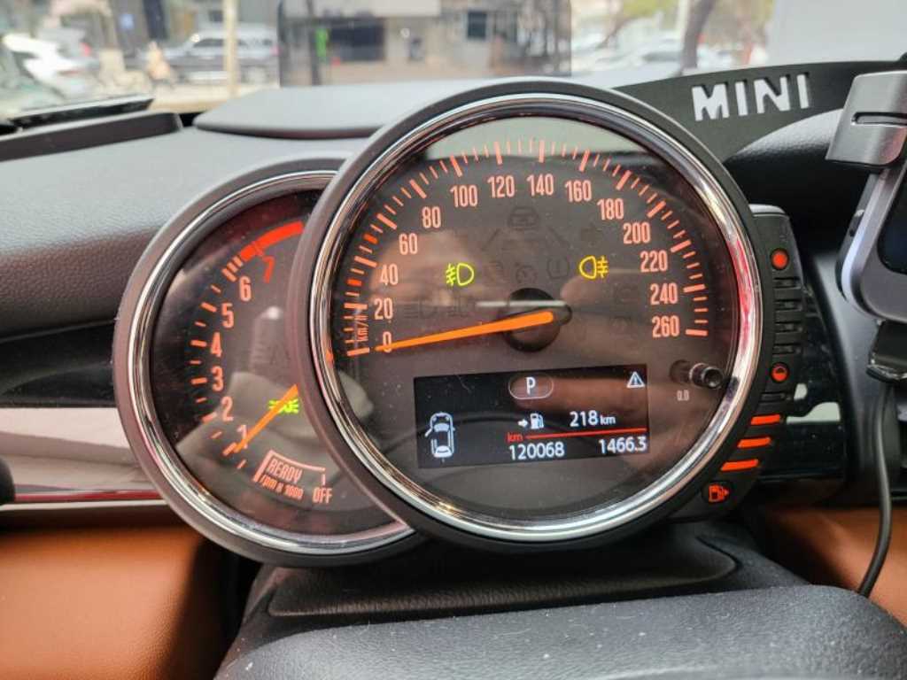 Mini Cooper - Vista 5