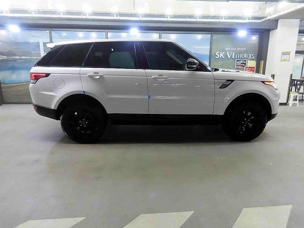 Land Rover Range Rover Sports - Vista 3