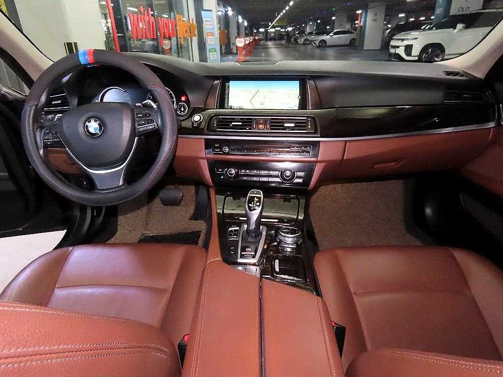 BMW 5 Series - Vista 10