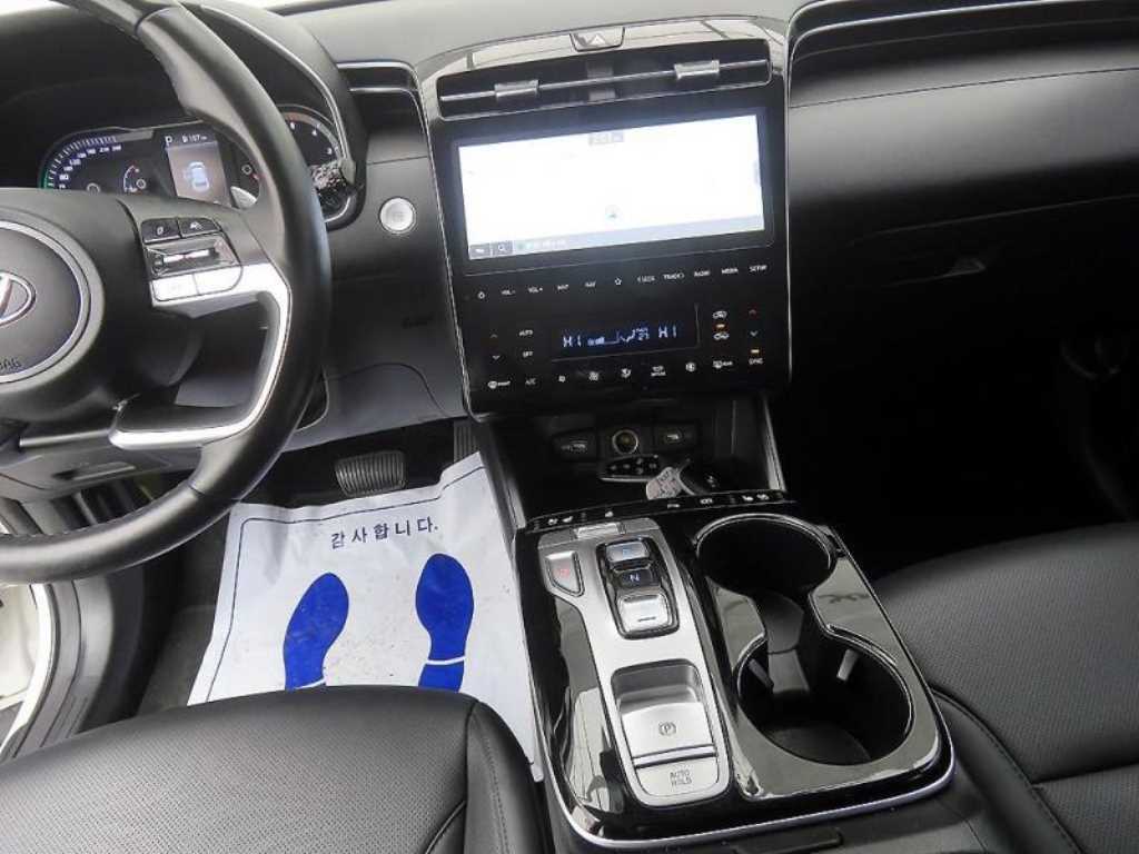 HYUNDAI Tucson - Vista 10