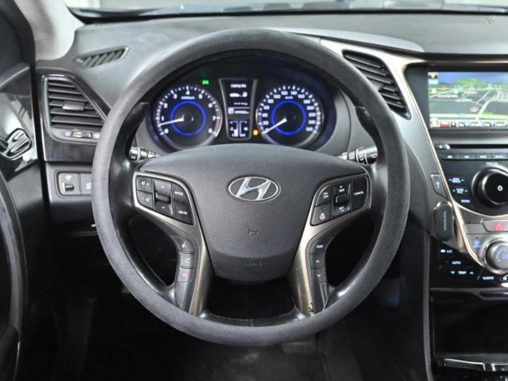 HYUNDAI Grandeur 2012 Negro - Importación desde Corea - HF Imports Iquique - Foto 13