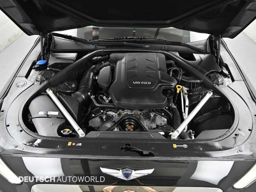 Genesis EQ900 - Vista 6