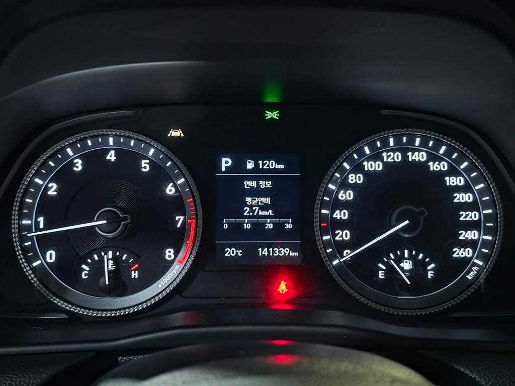 HYUNDAI Sonata - Vista 12