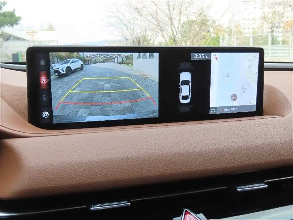 Genesis G80 - Vista 9