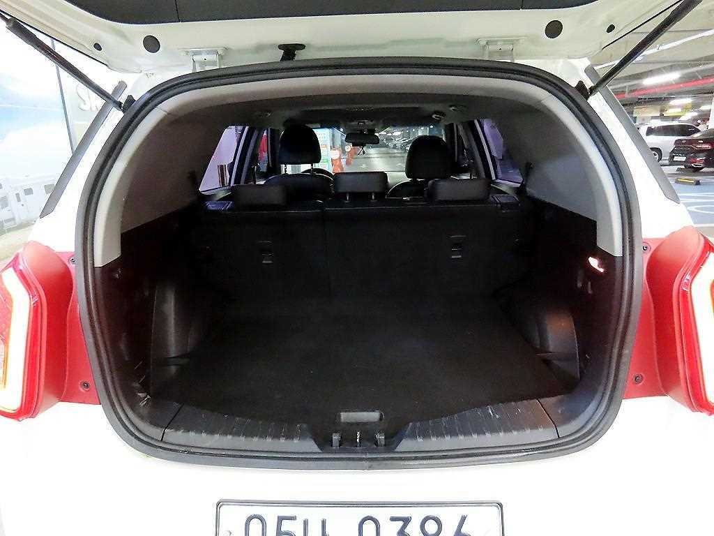 Ssangyong Tivoli 2016 Blanco - Importación desde Corea - HF Imports Iquique - Foto 17