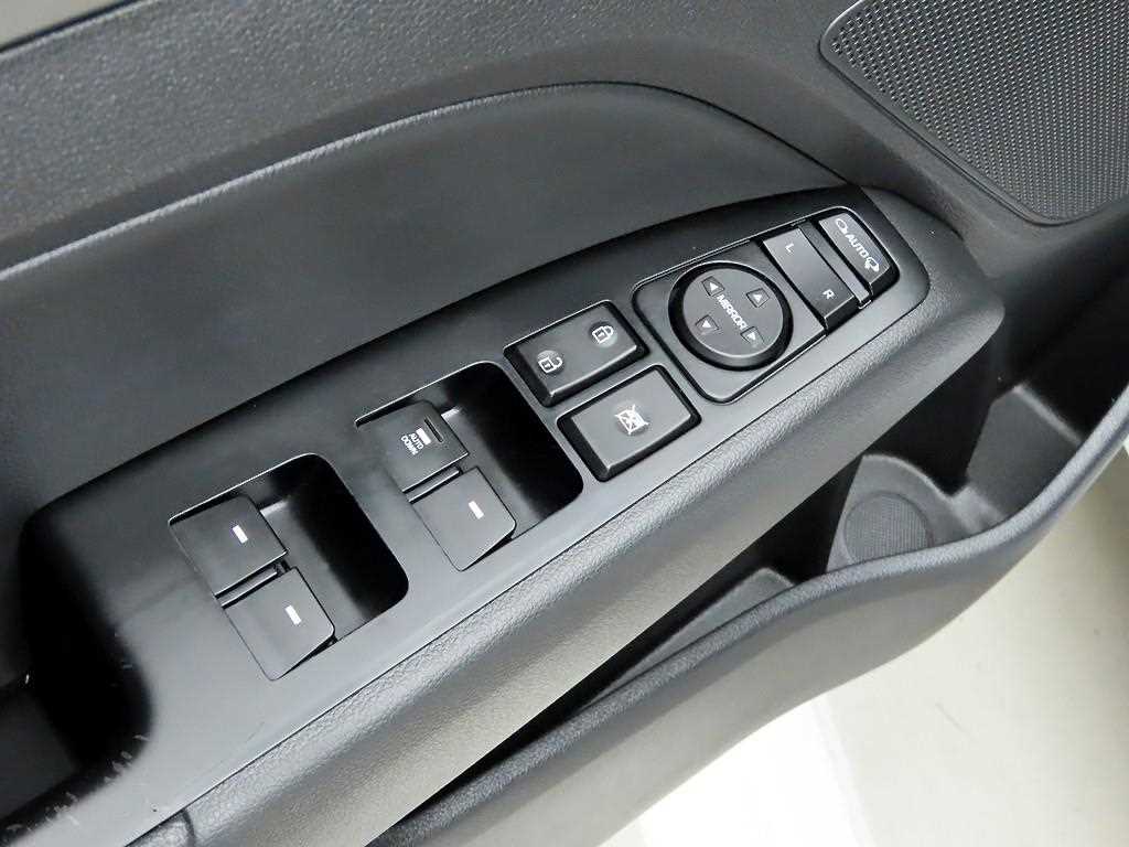 HYUNDAI Avante - Vista 11