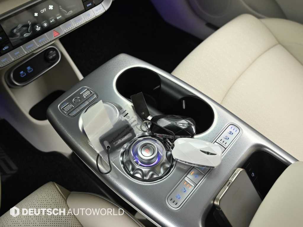 Genesis GV60 - Vista 9