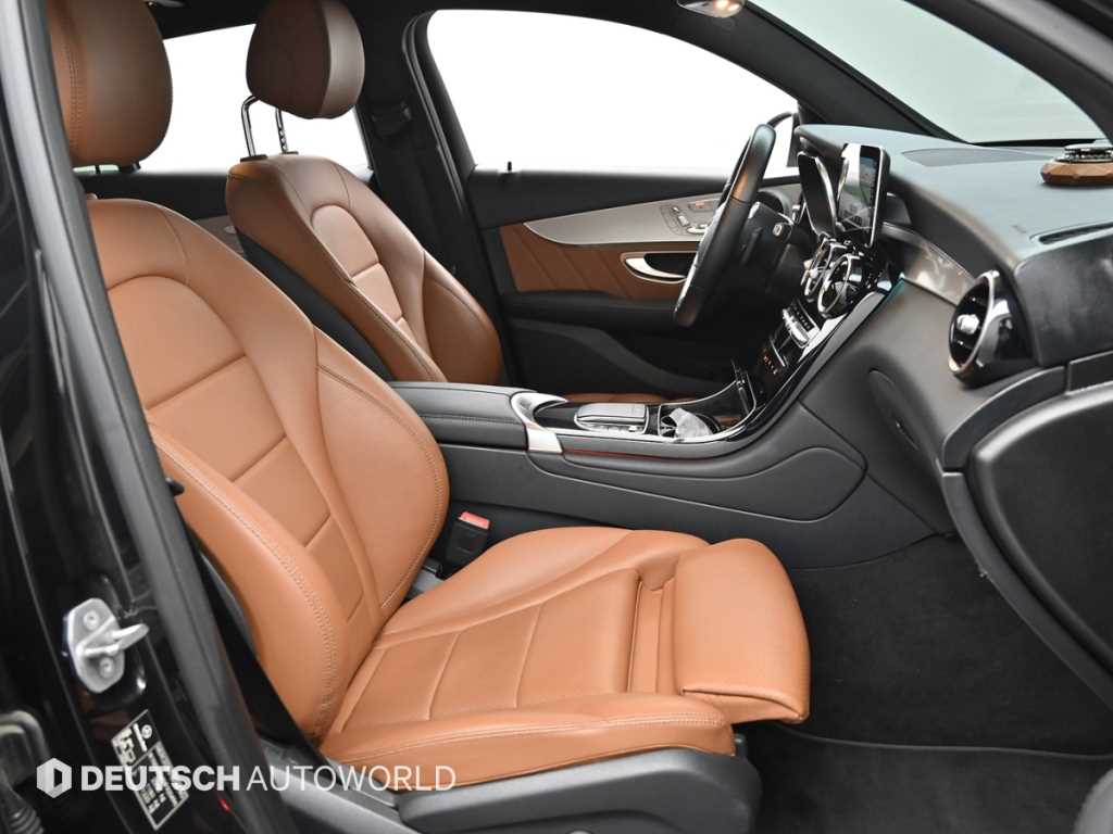 Mercedes Benz GLC Class - Vista 10