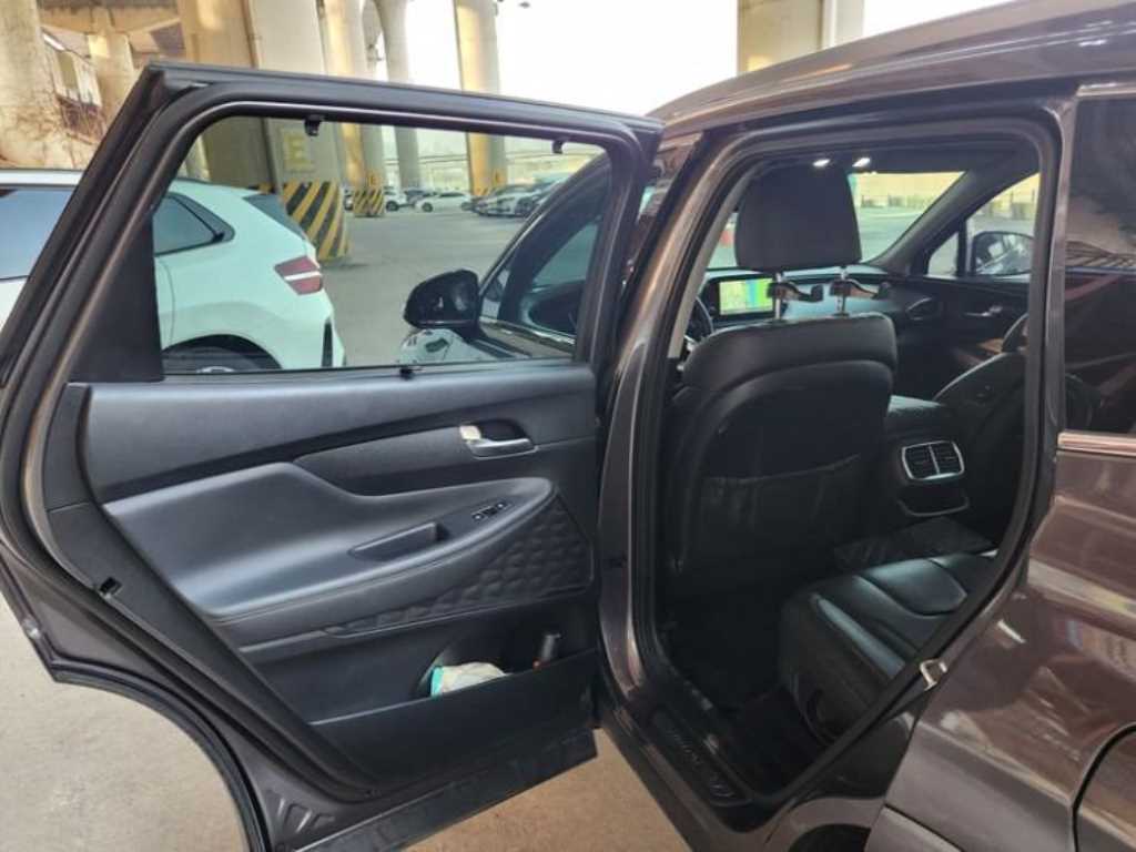 HYUNDAI Santa Fe - Vista 11