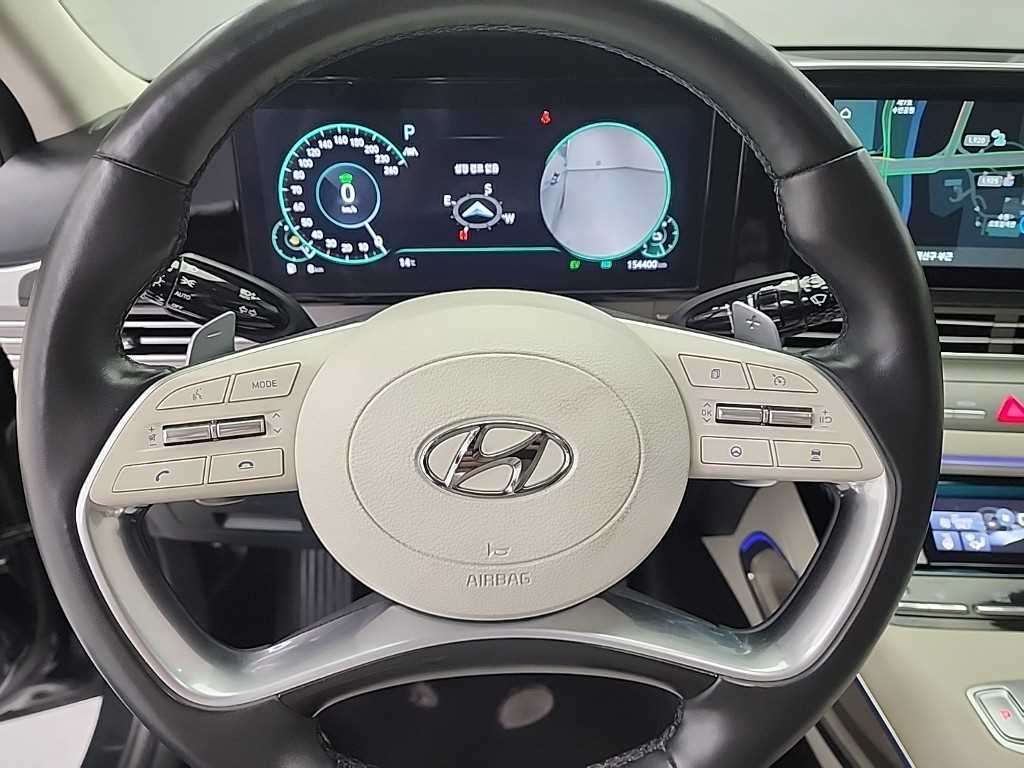 HYUNDAI Grandeur - Vista 9