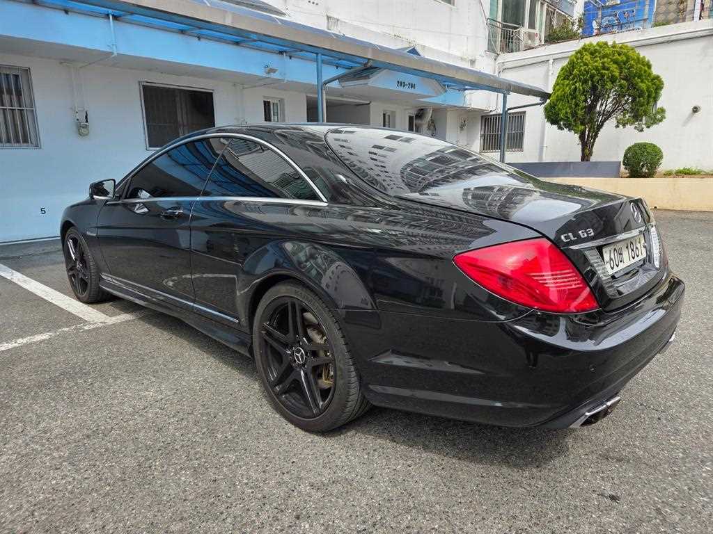 Mercedes Benz CL Class - Vista 5