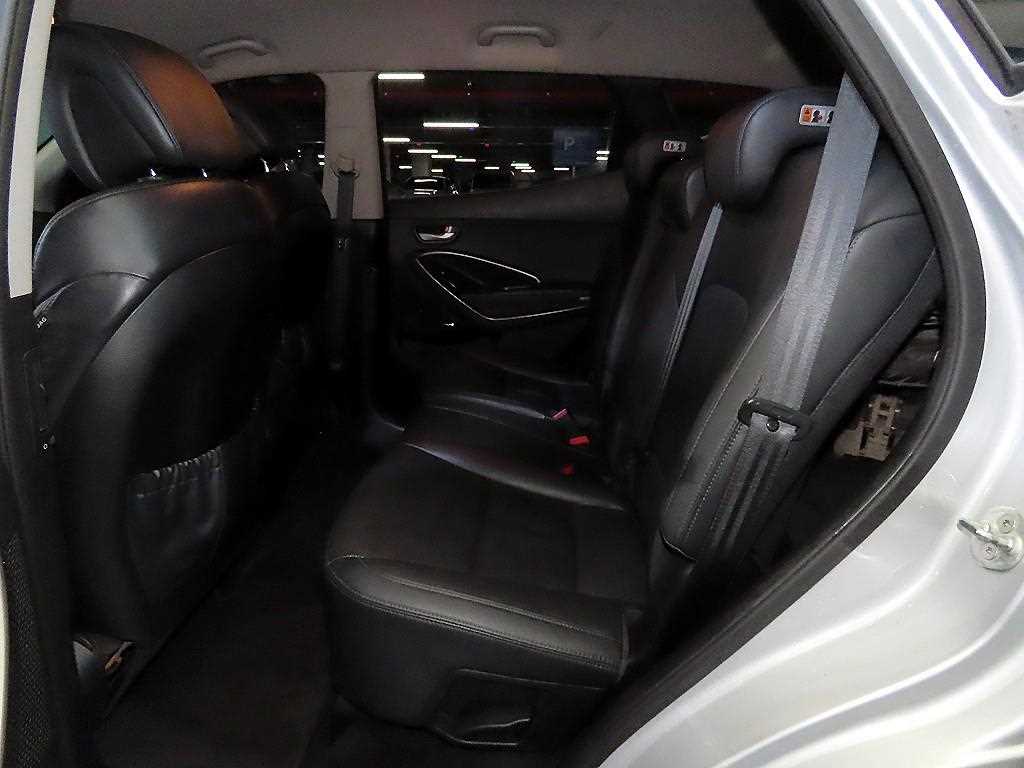 HYUNDAI Santa Fe - Vista 7