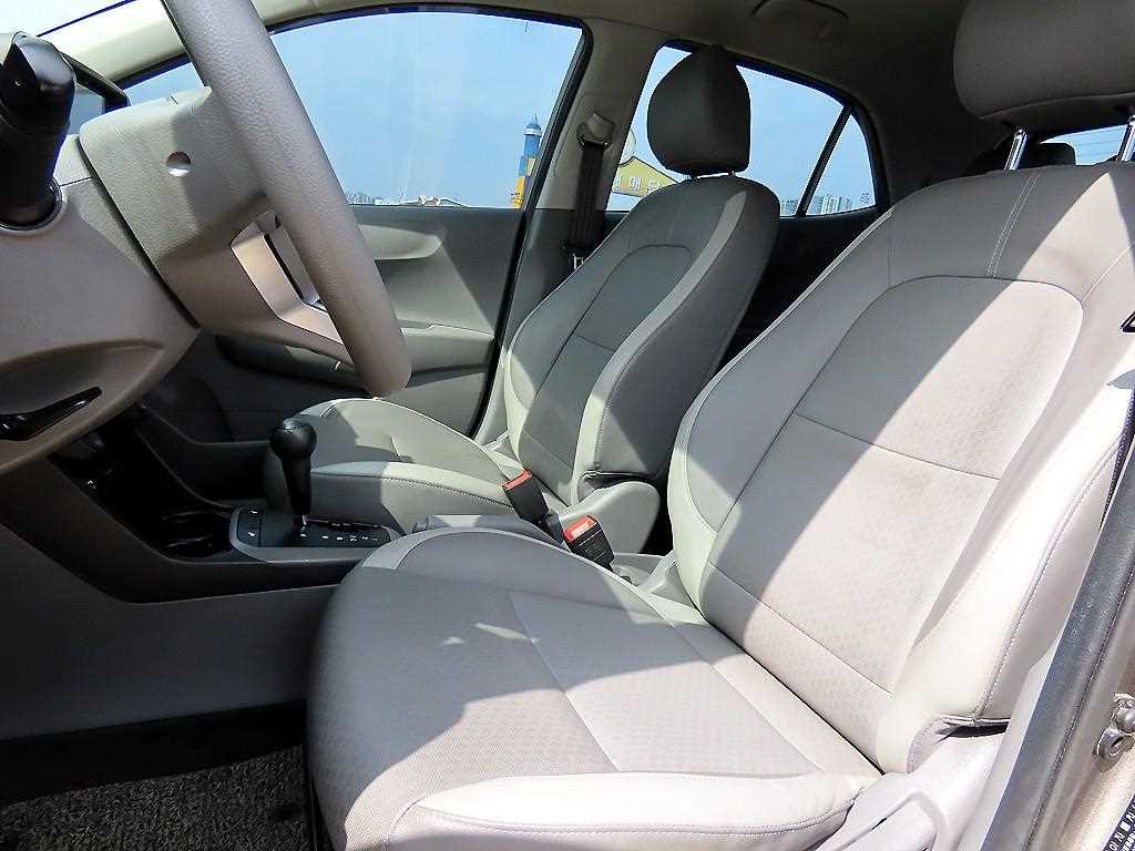 KIA Morning - Vista 5