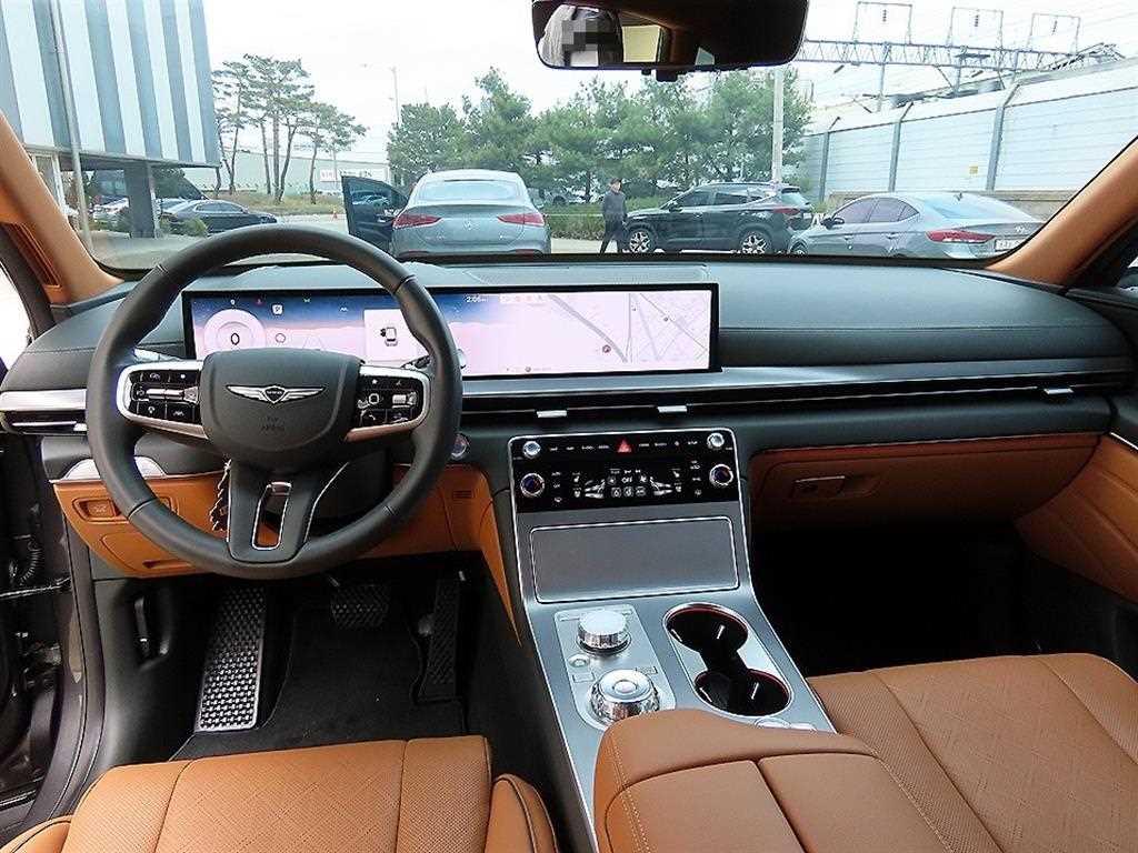 Genesis GV80 - Vista 7