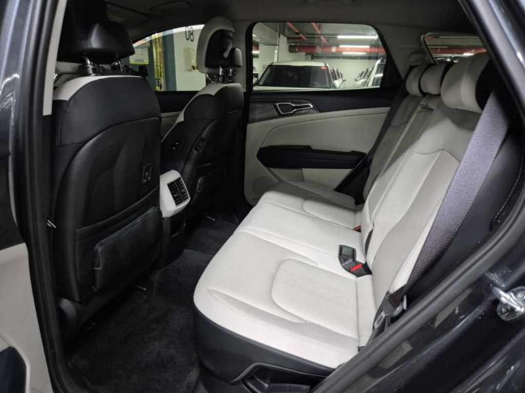 KIA Sportage - Vista 8