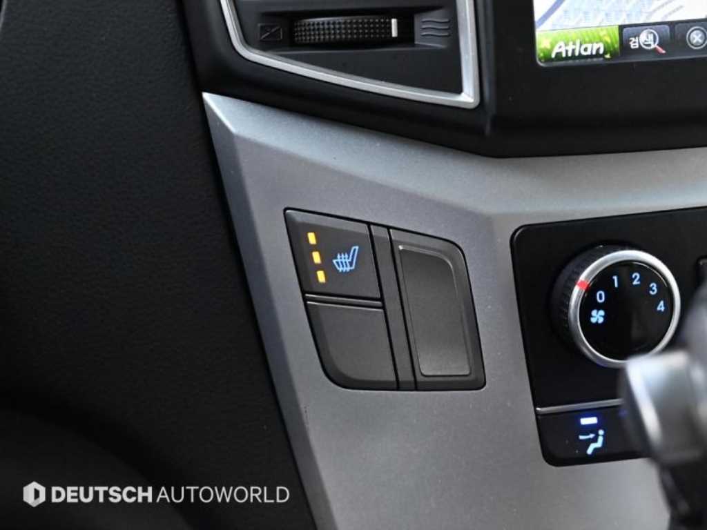 HYUNDAI Starex 2019 Gris - Importación desde Corea - HF Imports Iquique - Foto 17