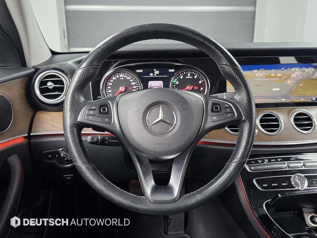 Mercedes Benz E class 2018 Negro - Importación desde Corea - HF Imports Iquique - Foto 13