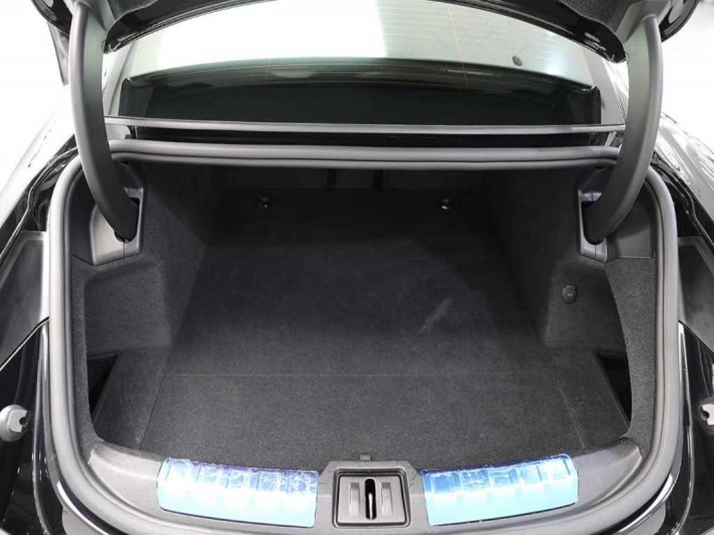 Porsche Taycan 2022 Negro - Importación desde Corea - HF Imports Iquique - Foto 13