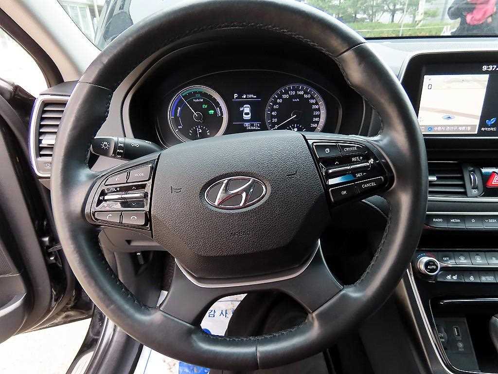 HYUNDAI Grandeur - Vista 8