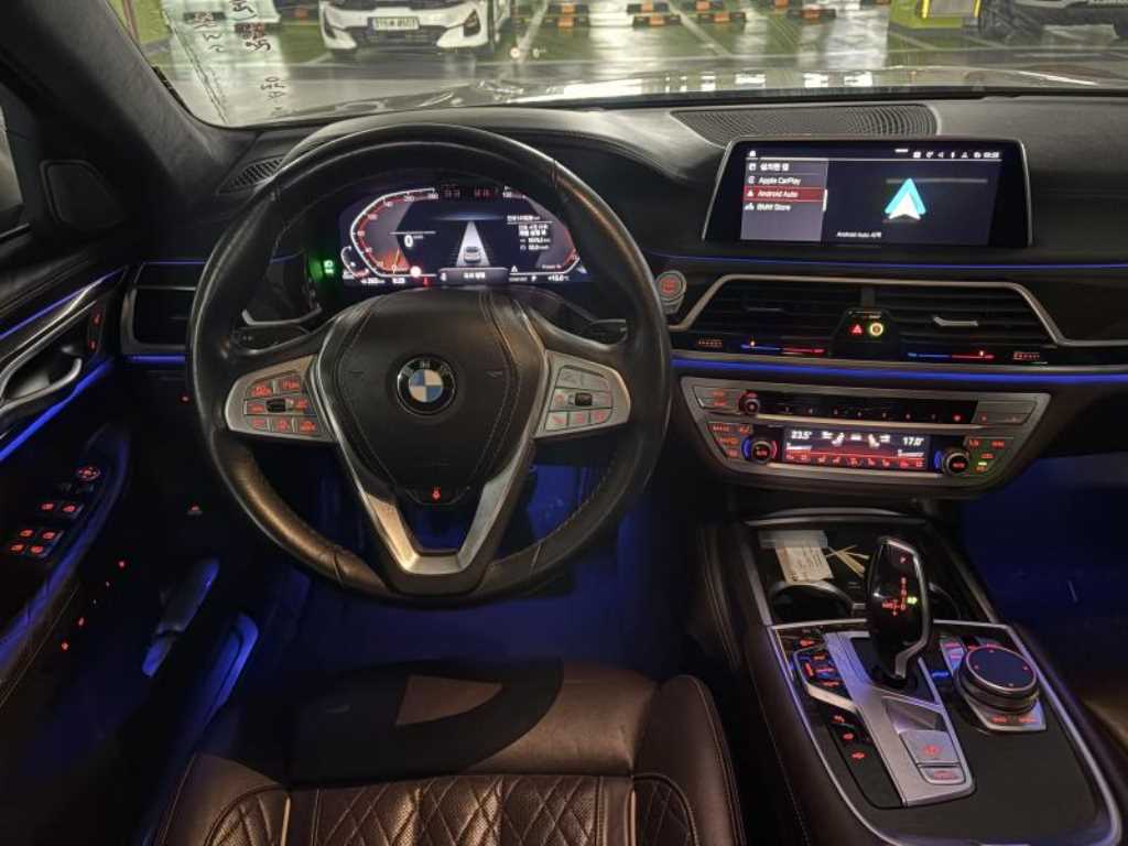 BMW 7 Series - Vista 10