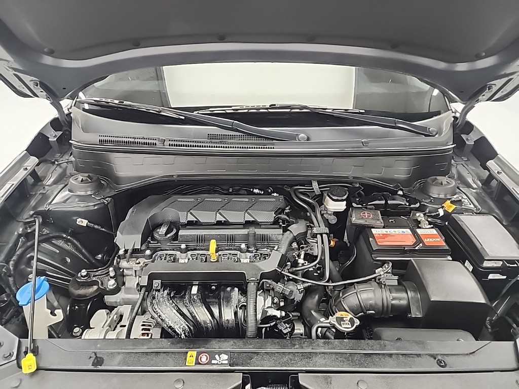 HYUNDAI Venue - Vista 6