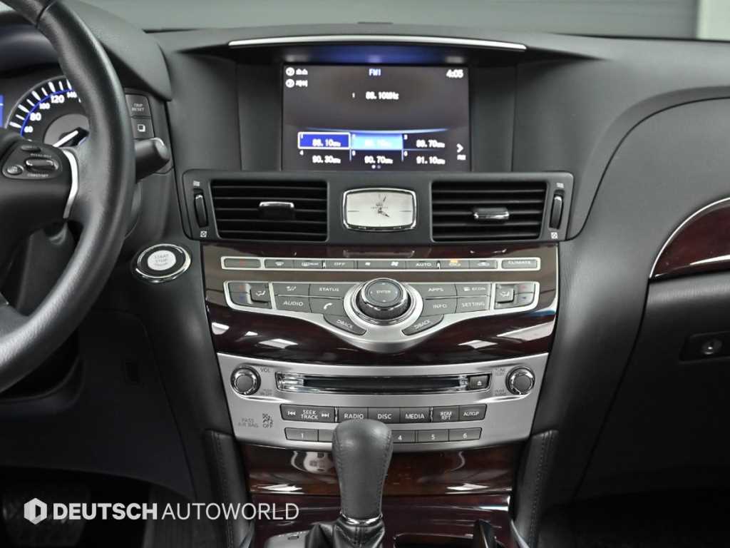 Infiniti Q 2019 Negro - Importación desde Corea - HF Imports Iquique - Foto 14