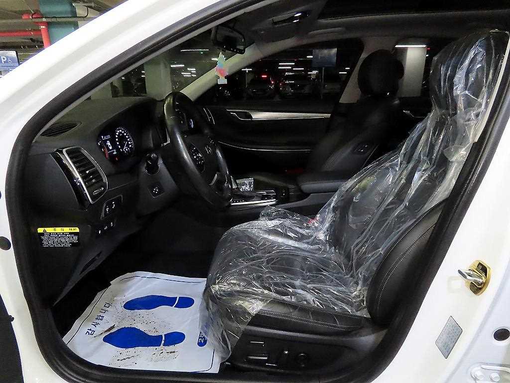 HYUNDAI Grandeur - Vista 6