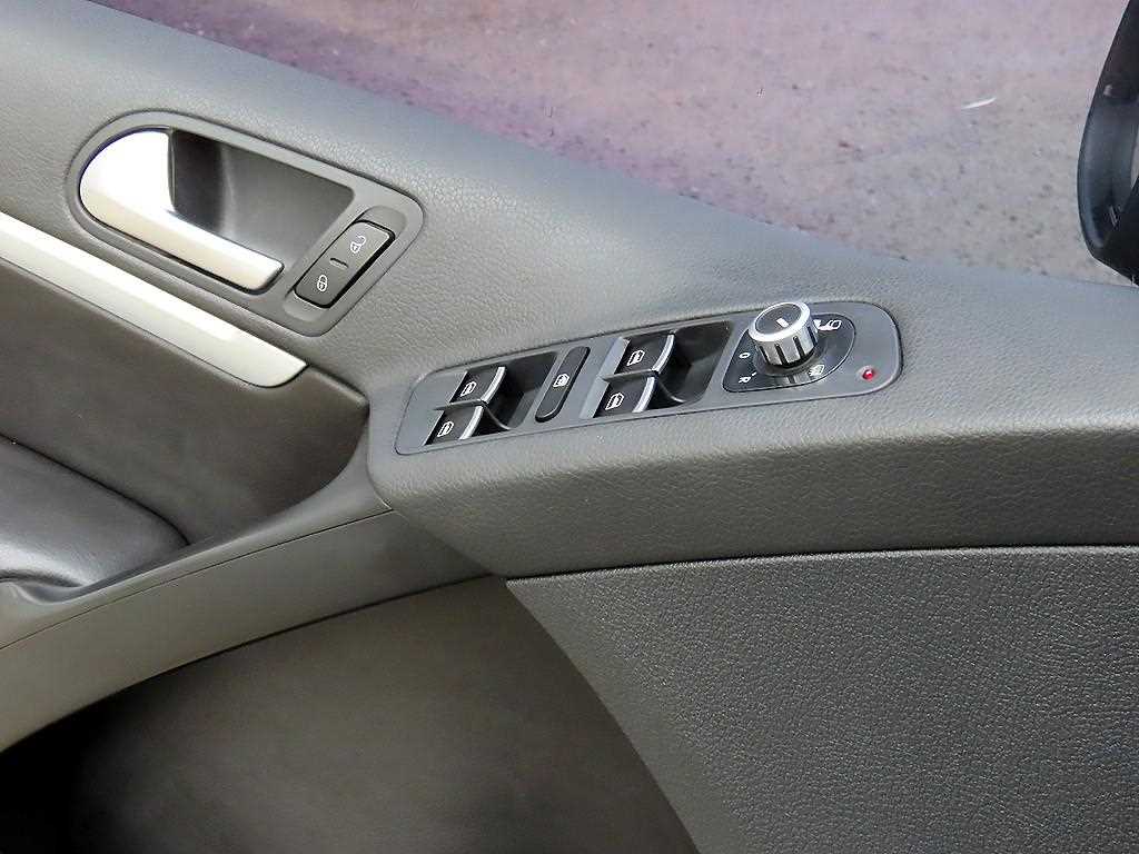 Volkswagen Tiguan - Vista 11