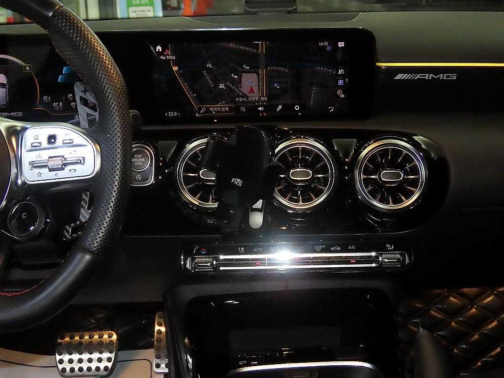 Mercedes Benz A Class - Vista 11